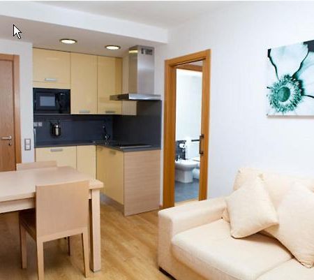 Apartahotel Castejón de Sos מראה חיצוני תמונה